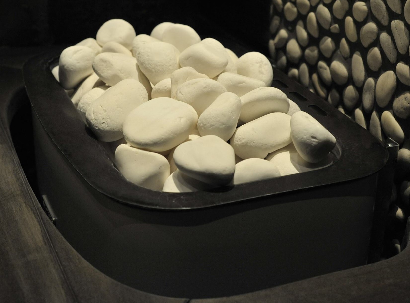 Thassos snow-white marble sauna stones in a Narvi stove